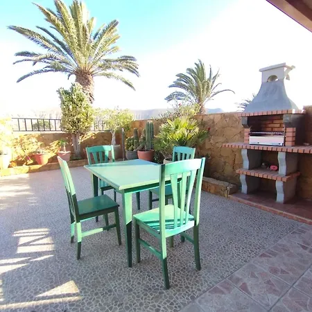 Holiday home Casa Sena Catalina, Antigua Casa Tipica Canaria La Oliva